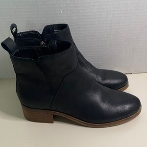 Lucky brand Black Leather Ankle Boots size 7.5